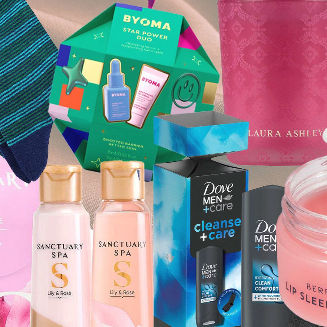 I went to Boots and found all my stocking fillers for the whole family - here's what I'm wrapping