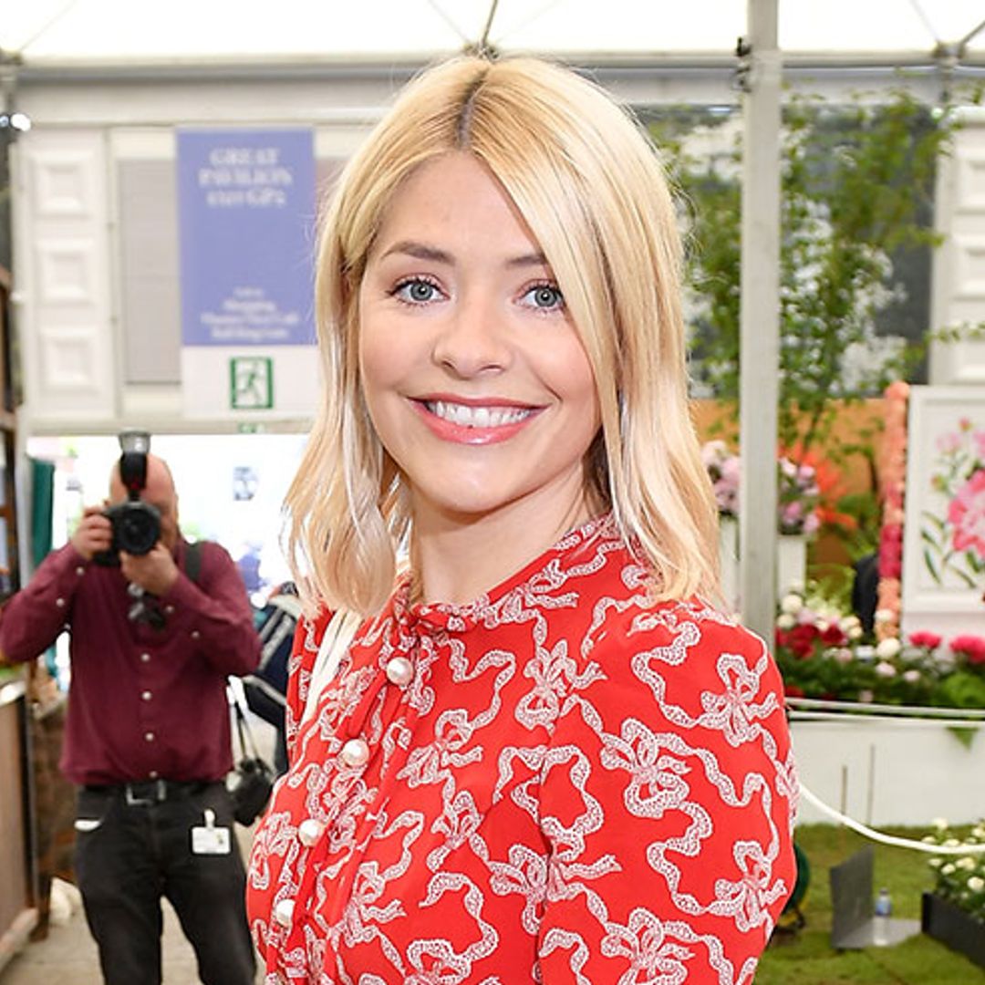 Holly Willoughby shares new Truly ad campaign and we're beyond excited