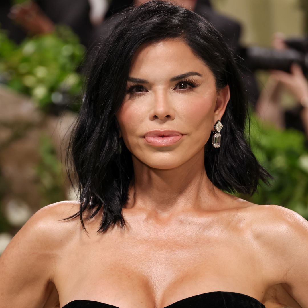 Lauren Sanchez looks phenomenal in plunging chainmail dress 