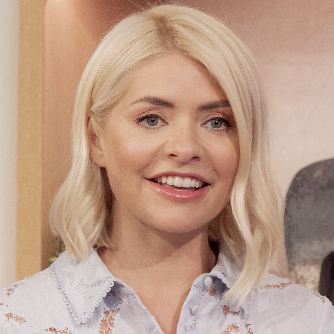 Holly Willoughby's ultra cosy living room at £3m private family home