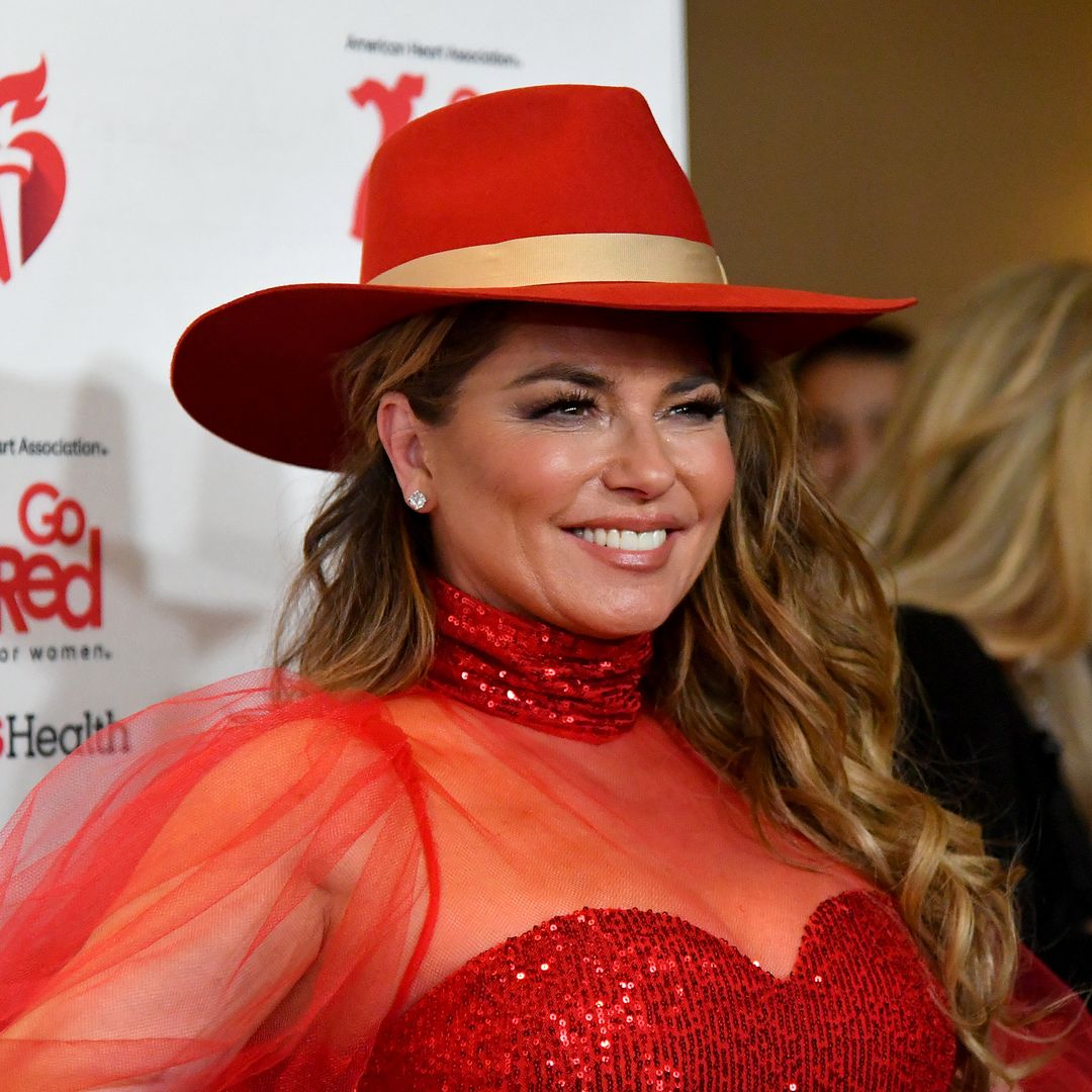 Shania Twain seriously confuses fans with new look ahead of American Idol appearance