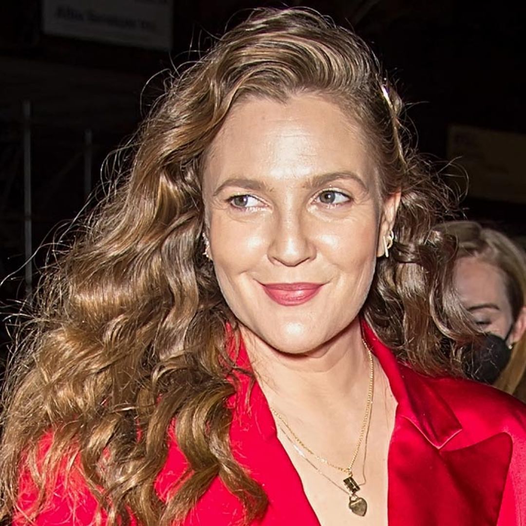 Drew Barrymore sends internet into frenzy with unrecognizable throwback photo