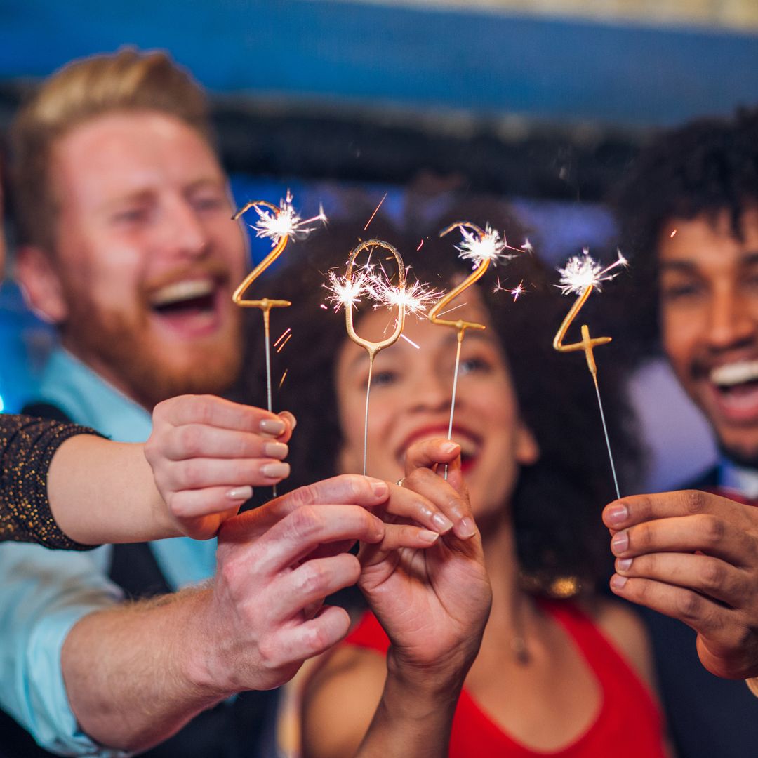 Celebrity party planner reveals 5 easy ways to host the ultimate New Year's party on a budget