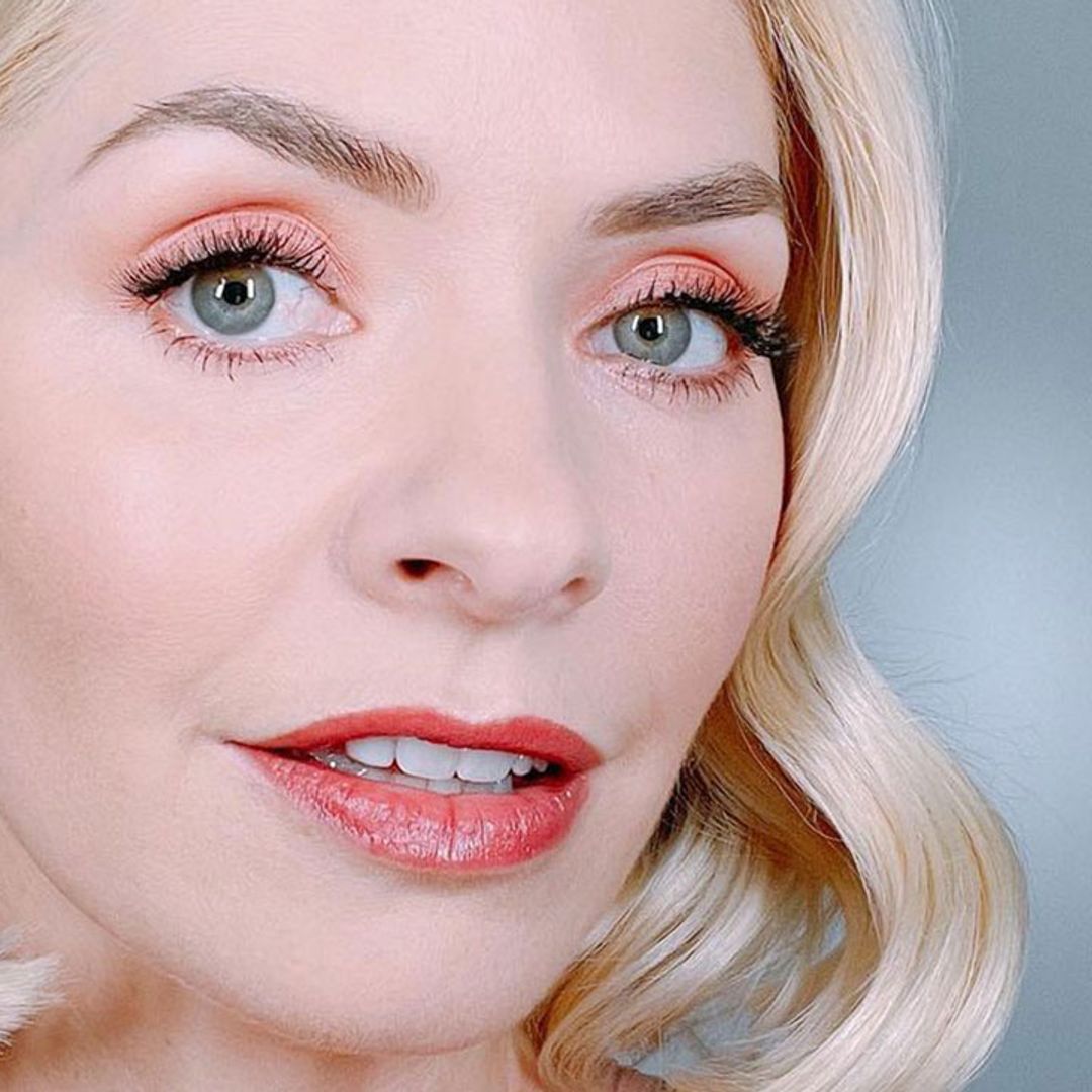 Holly Willoughby loves this clever beauty gadget – and it's in the Amazon sale