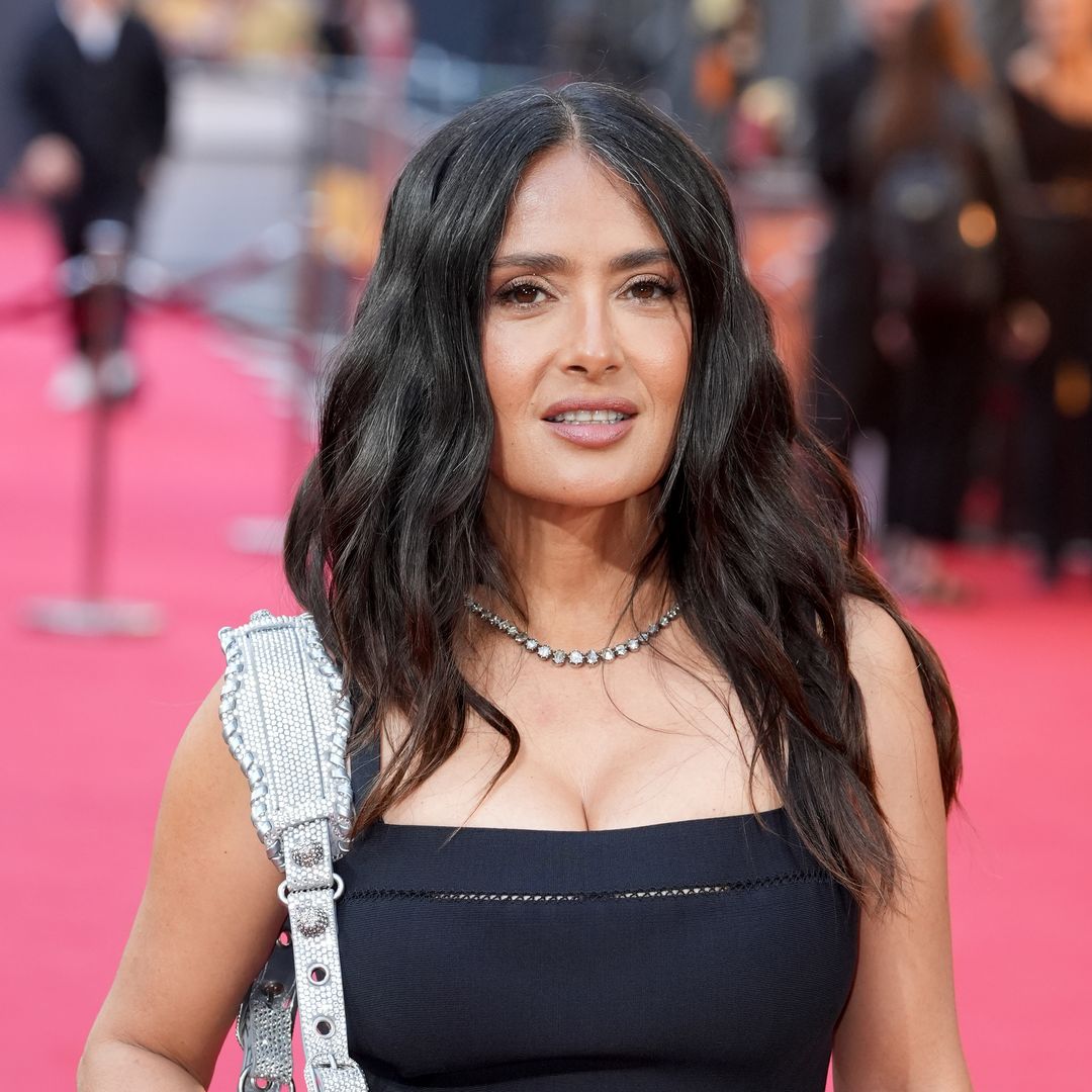 Salma Hayek enhances her curves in figure-hugging dress for jaw-dropping new appearance