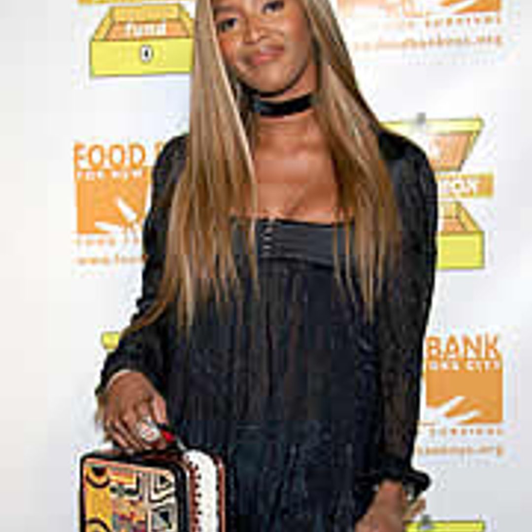 Bono, Alicia and Naomi meet up at lunchbox bash
