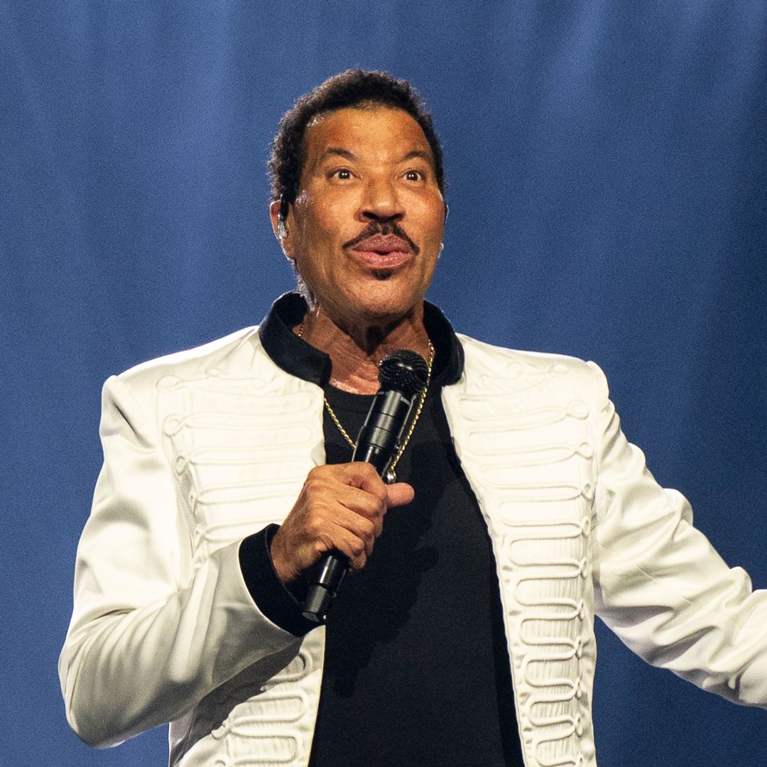 Why fans stormed out of Lionel Richie event in Times Square
