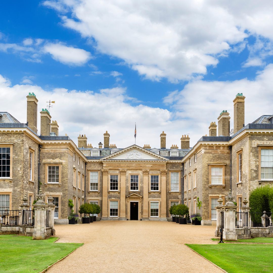 Princess Diana's fans flock to Althorp as Earl Spencer announces a change