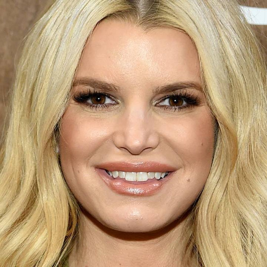 Jessica Simpson's luscious lips send fans wild in sweet new family photo