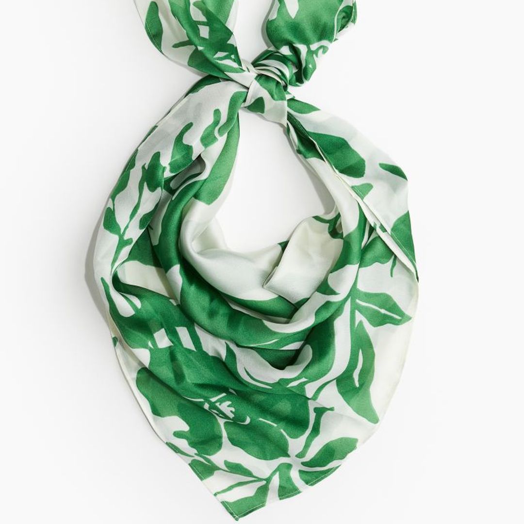 Green Floral Patterned Scarf