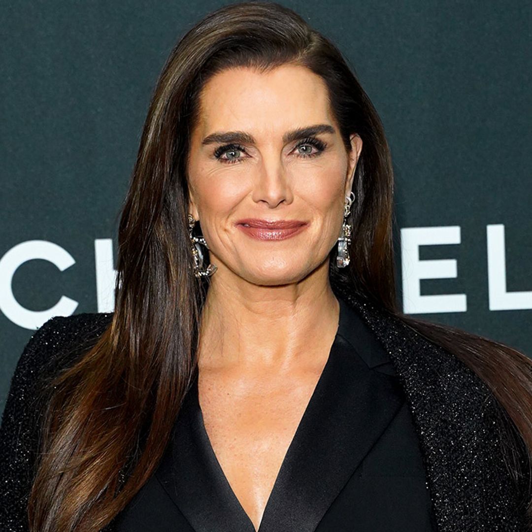 Brooke Shields praises friends as she posts new health update