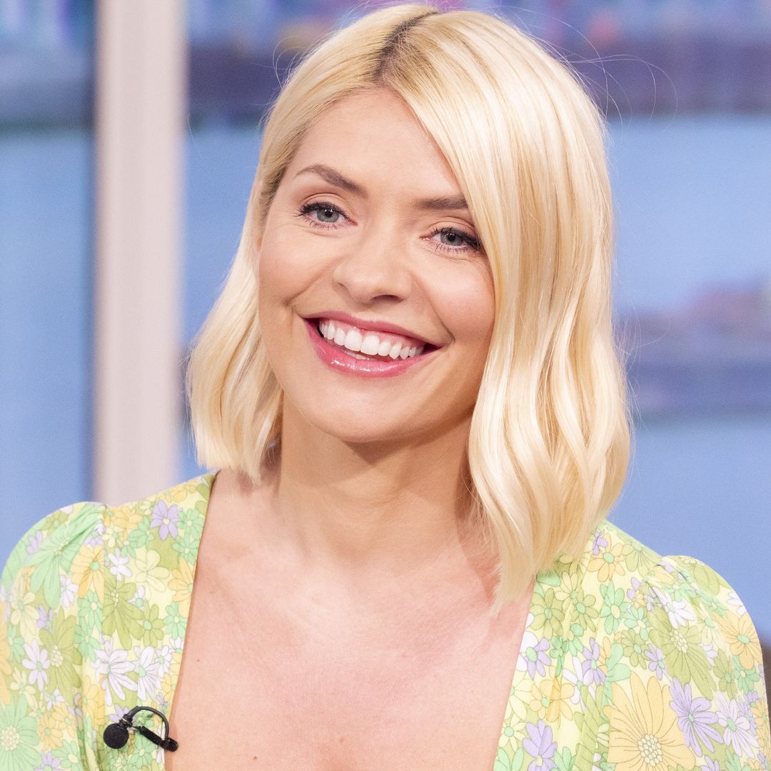 Holly Willoughby is springtime dream in waist-cinching co-ord