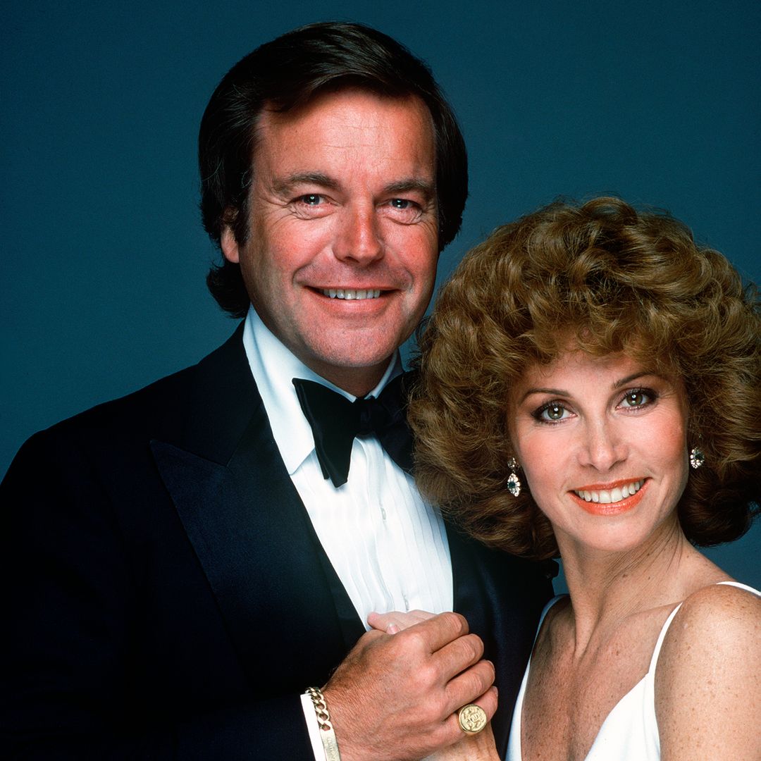Hart to Hart star Stefanie Powers shares festive photo