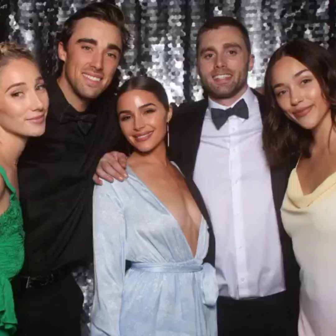 Olivia Culpo and her striking four siblings in photos