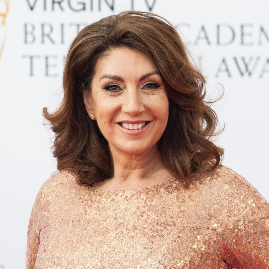 Jane McDonald gets emotional after returning to Loose Women following death of fiancé