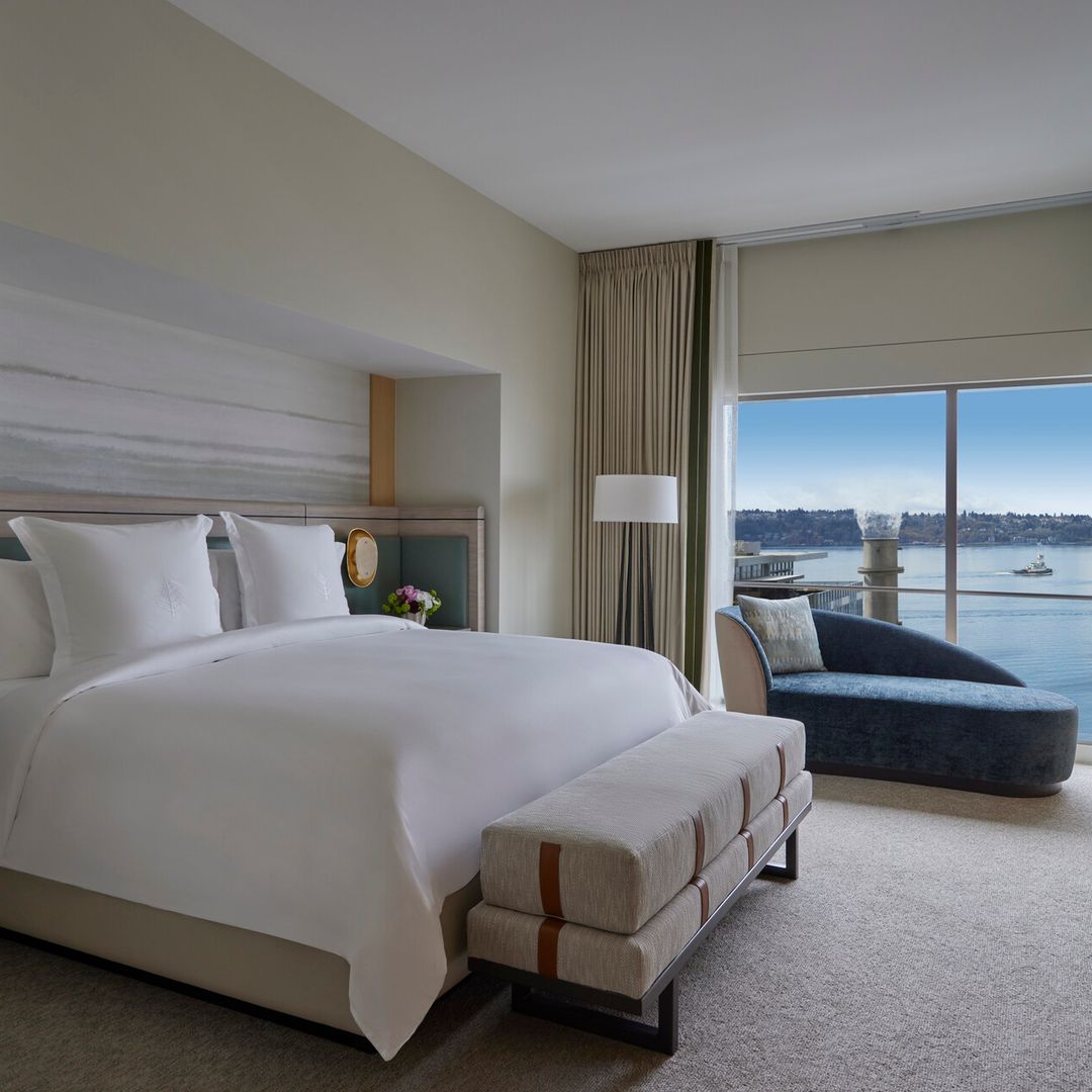 Four Seasons Seattle indoor suite
