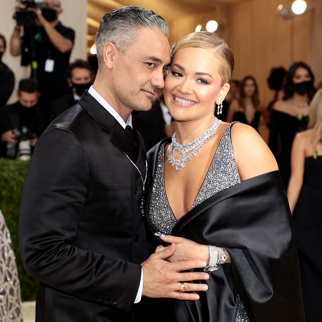 Rita Ora brought back a retro wedding accessory and you probably didn’t notice