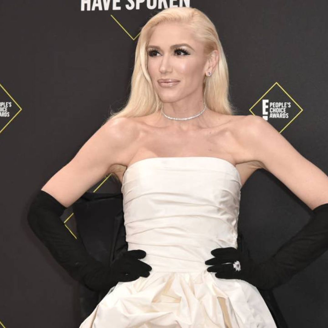 Gwen Stefani shares ab-baring selfie with body double - and they could be twins!