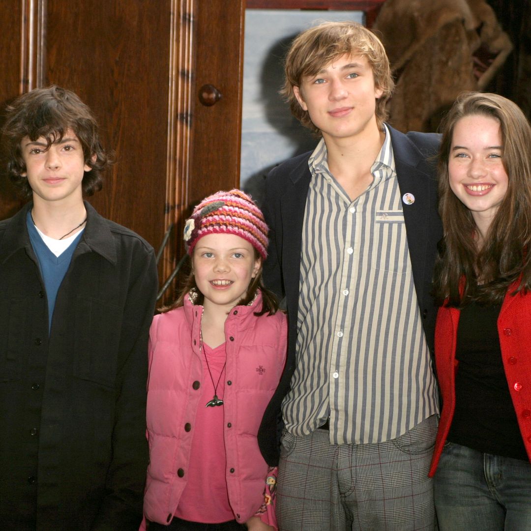 Narnia kids turn heads as they reunite and recreate 20-year-old photo — see where they are now