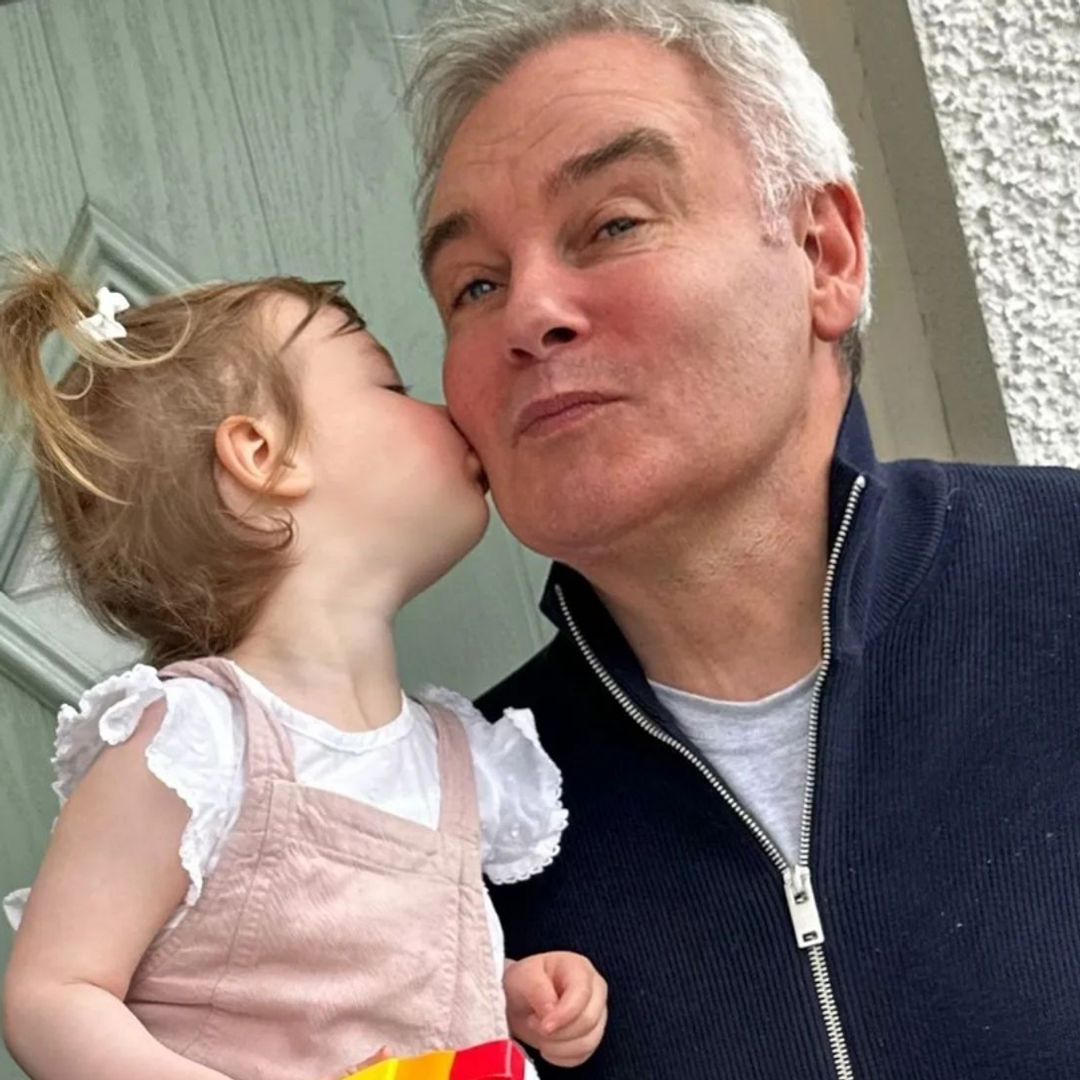 Eamonn Holmes is a doting grandad in adorable photo with 2 granddaughters