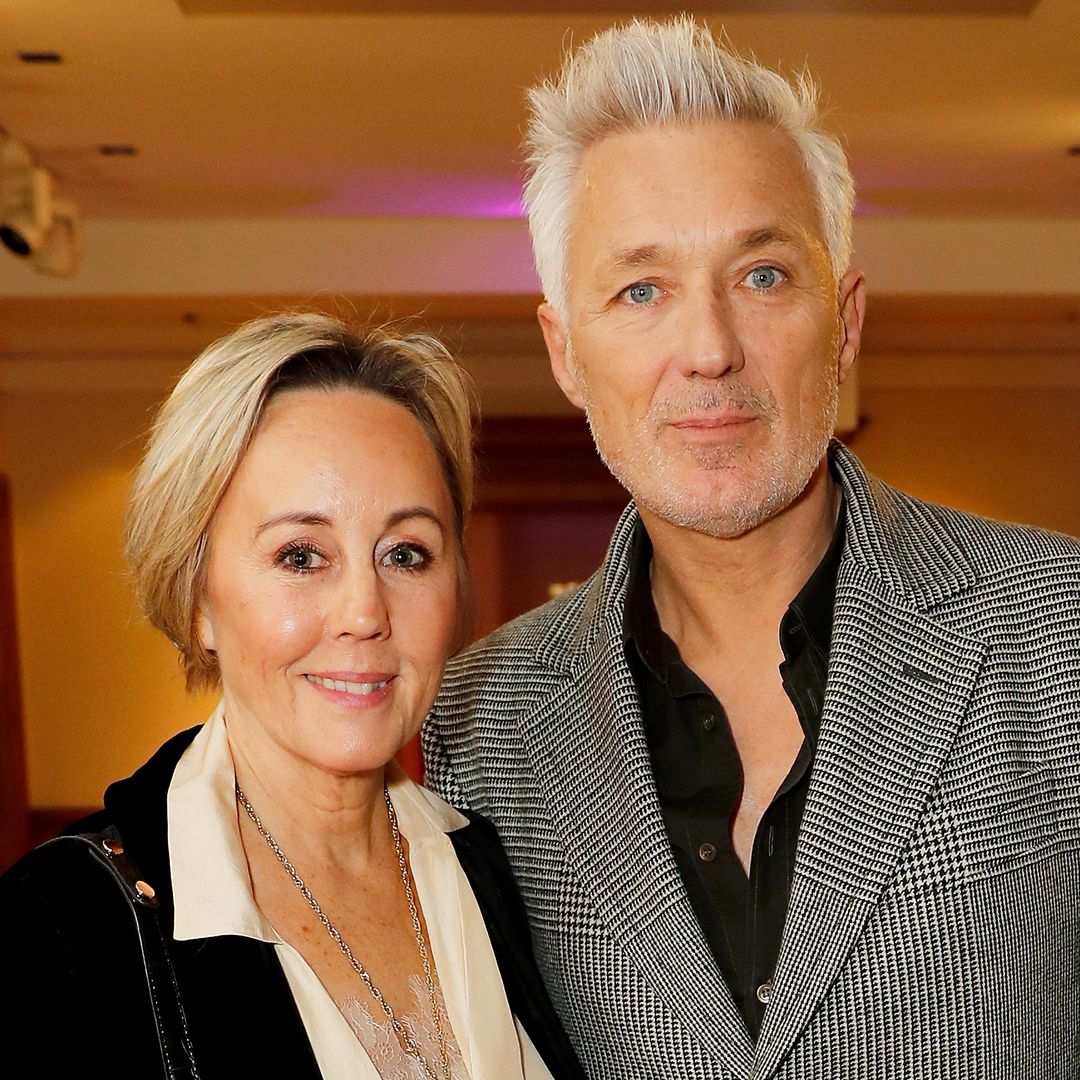 Shirlie and Martin Kemp's garden is a winter haven in heartwarming new family photo