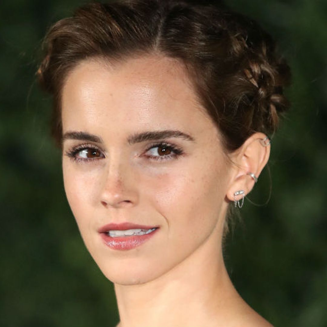 Emma Watson transforms her hair with a fringe – and looks great!
