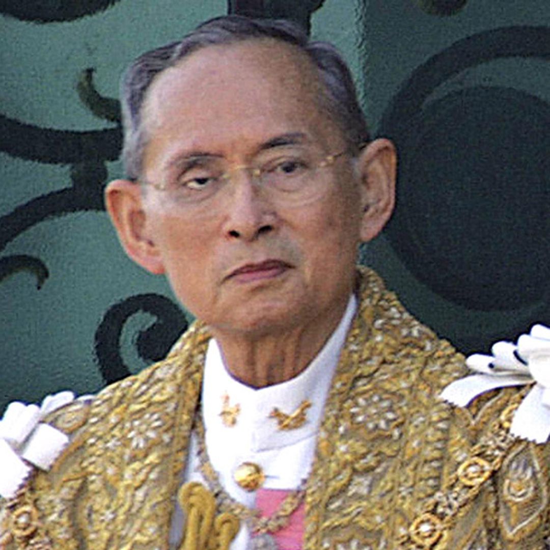 Thailand's King Bhumibol Adulyadej hospitalised with a low fever and 'possible' infection