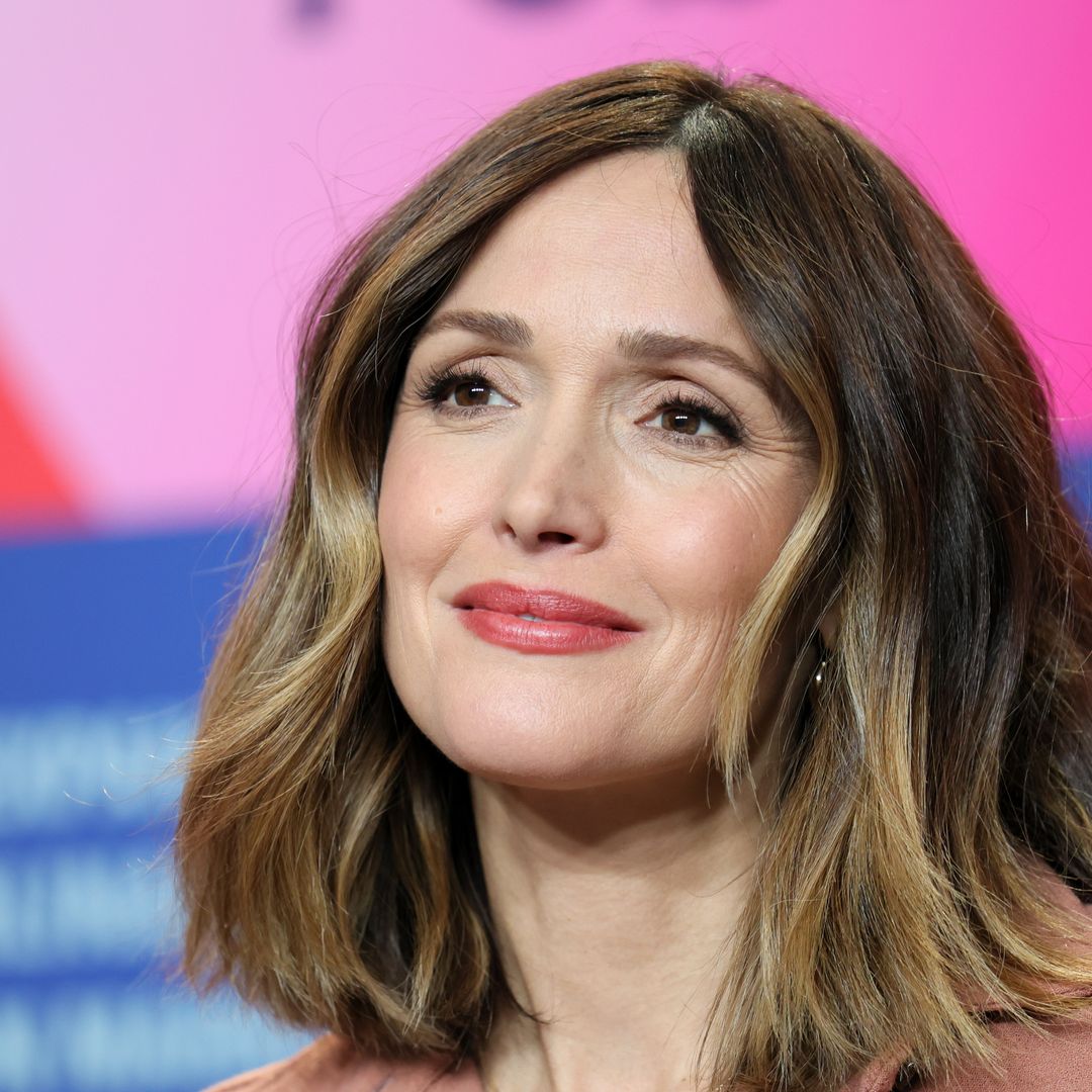 Rose Byrne's shares rare throwback photo 