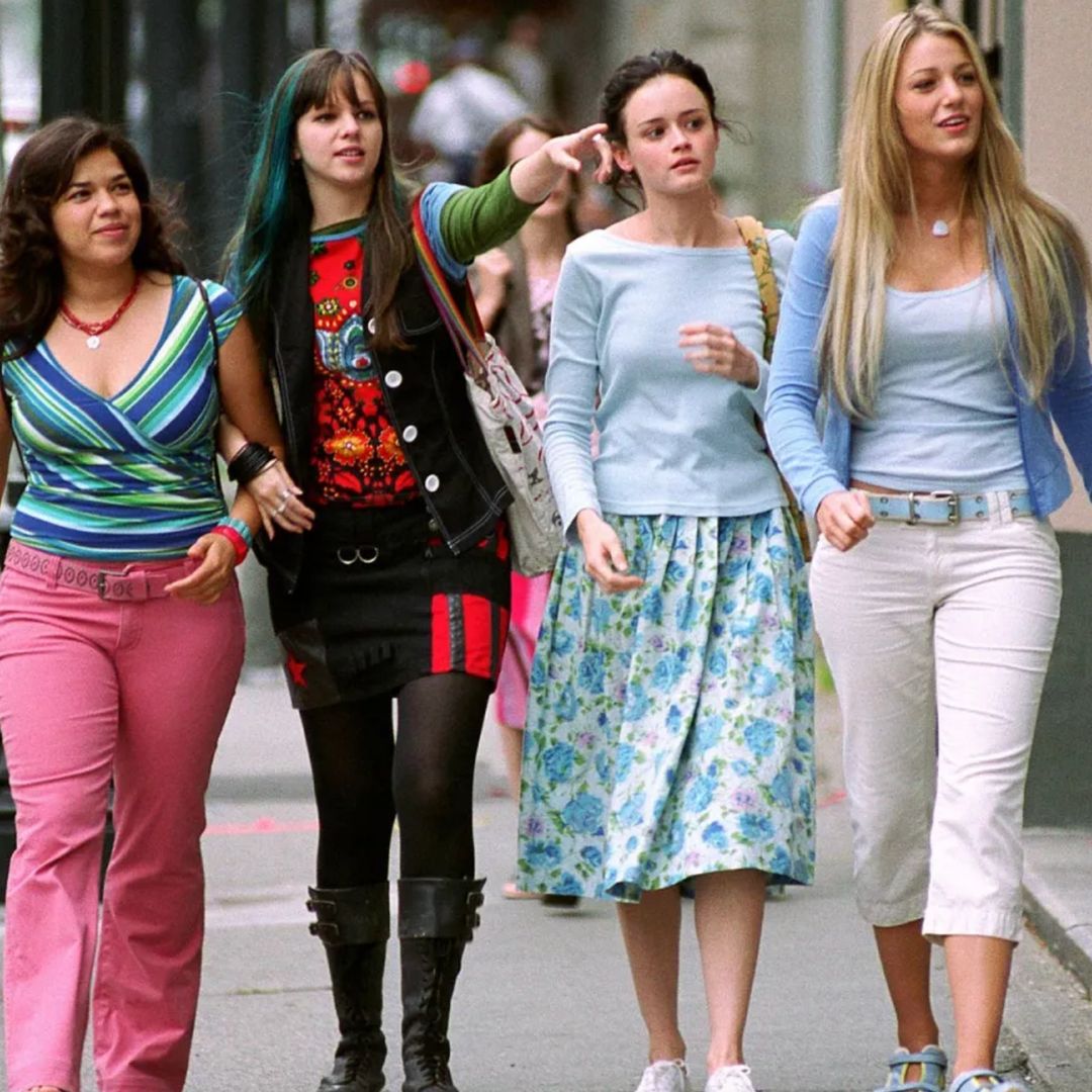 5 'The Sisterhood of the Travelling Pants' style moments that live in our minds rent-free