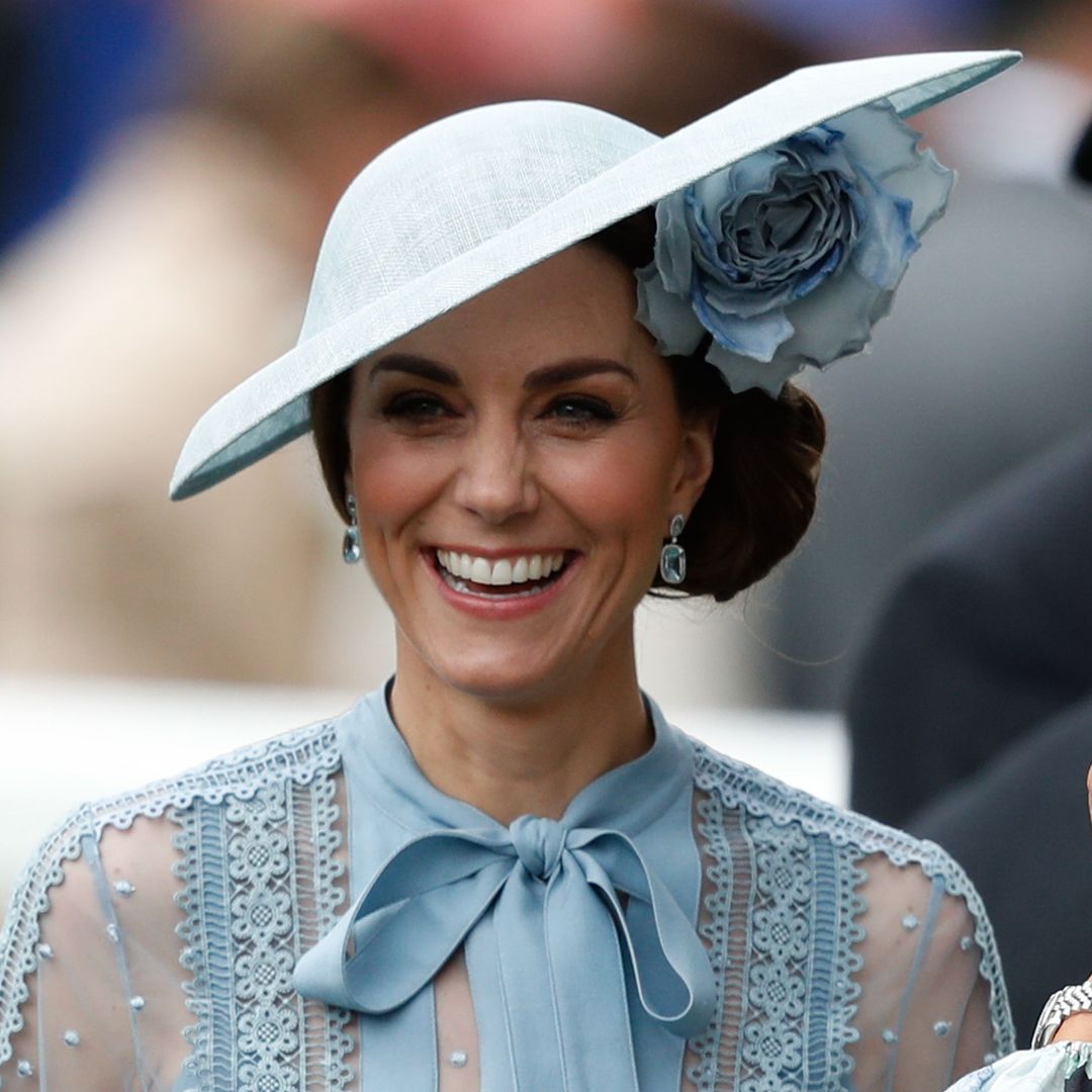 Zara Tindall inspires Princess Kate's regal 'royal blue' Christmas look