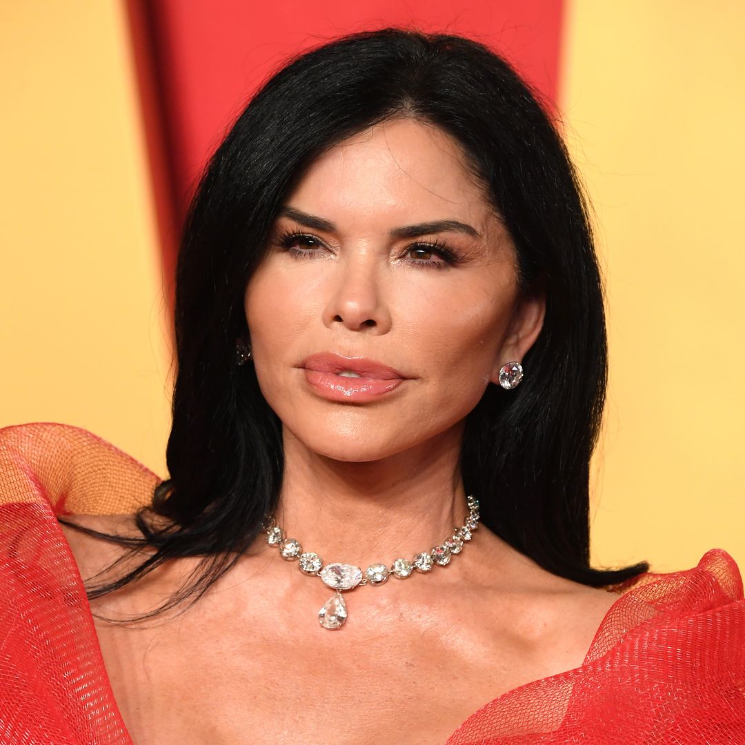 Lauren Sanchez’s plunging red-hot dress for Vanity Fair after party is just incredible - see photos