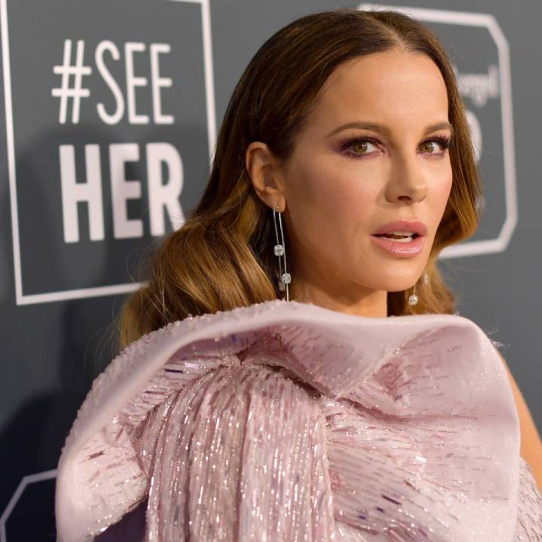 Kate Beckinsale’s crop top is so next level it will mesmerize you 