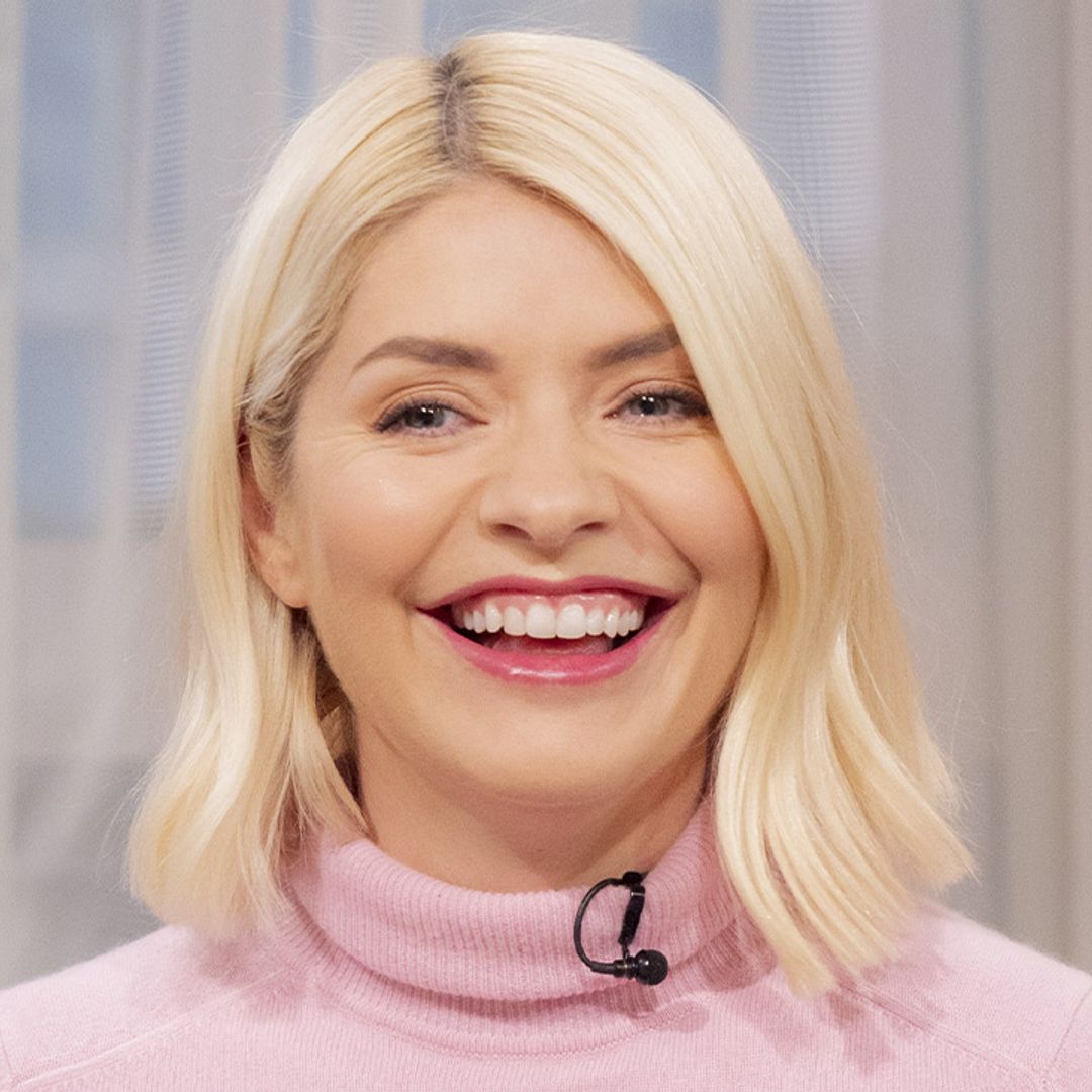 Holly Willoughby glows in winter pastels in intimate video