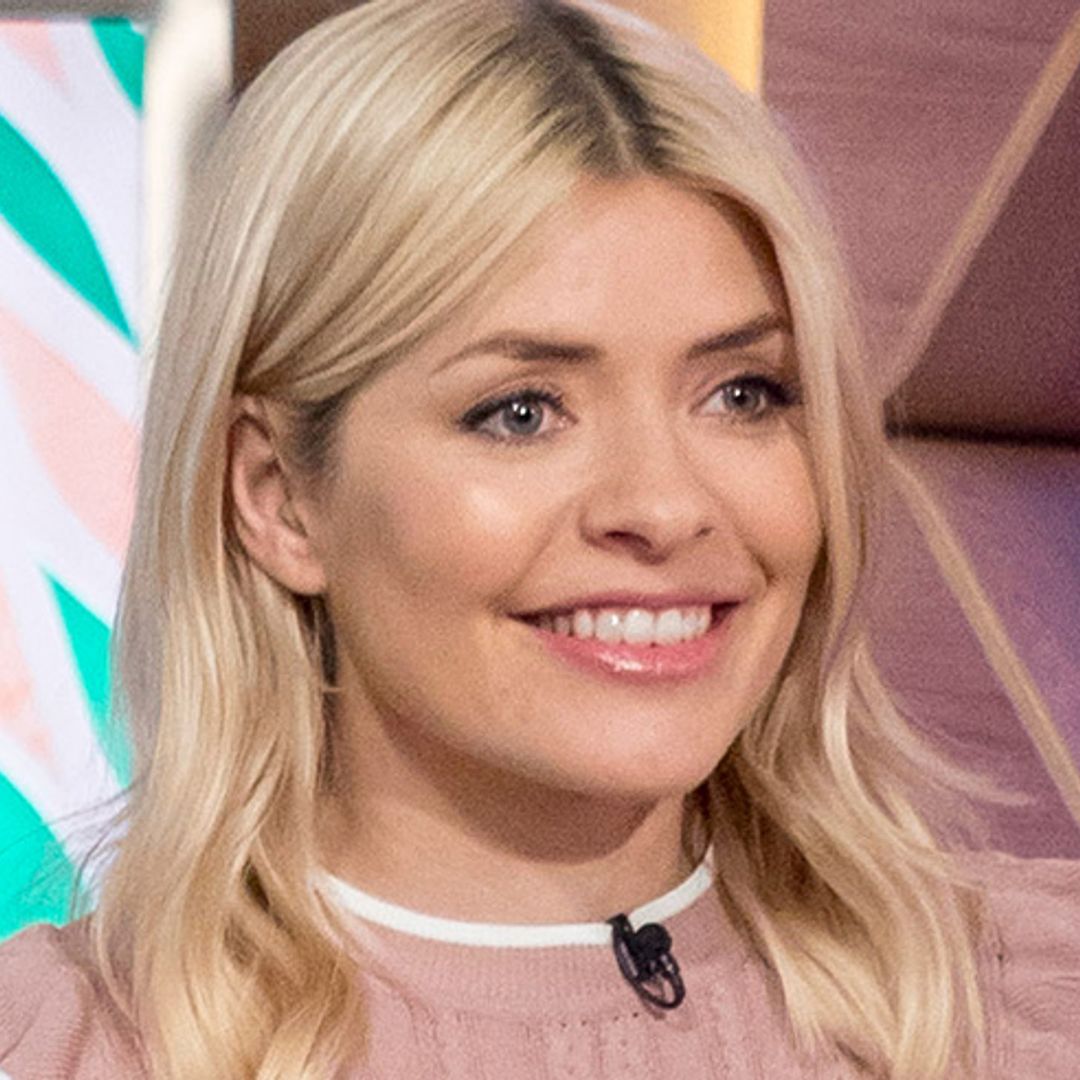 Holly Willoughby wears blue leather skirt on This Morning – shop her look from £5!
