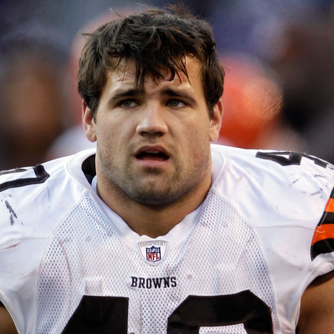 Report: Former Cleveland Browns' star running back Peyton Hillis  hospitalized after accident