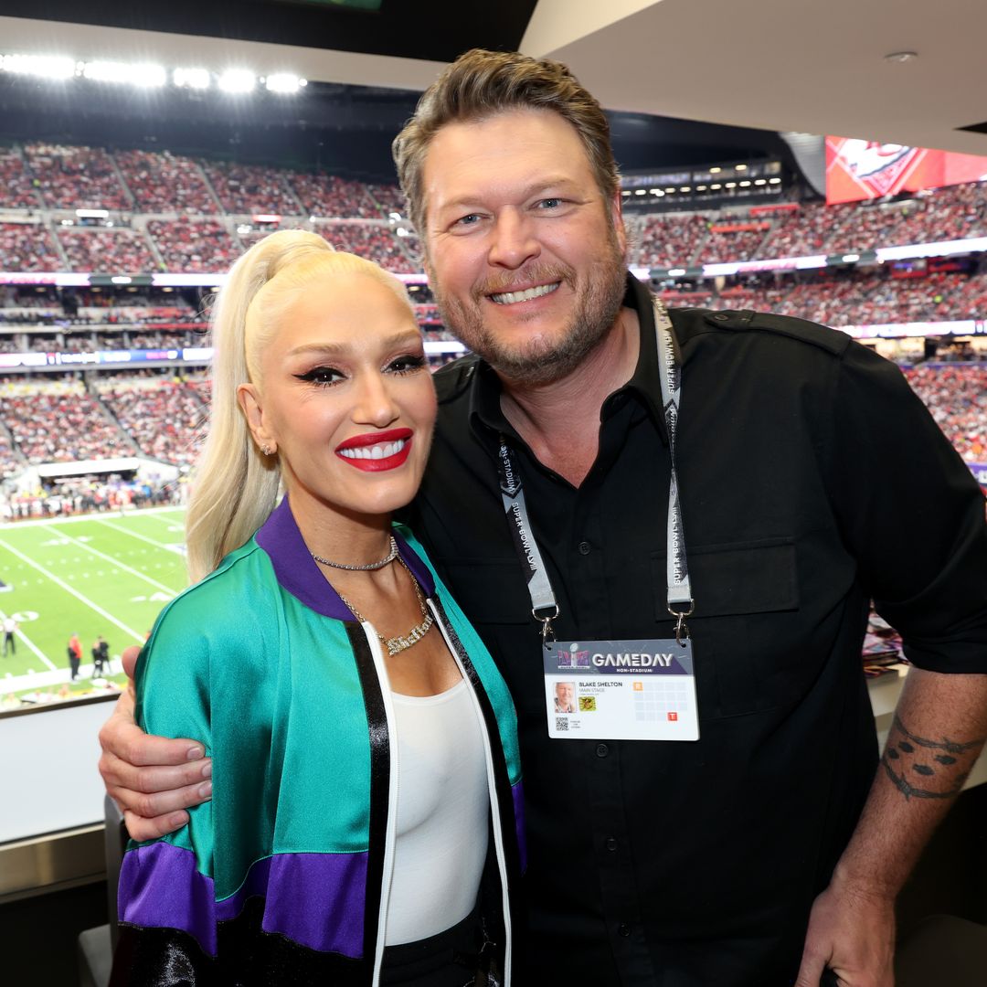 Gwen Stefani and Blake Shelton look so loved up as they enjoy adorable date night