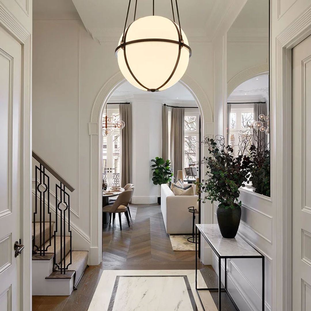 4 rules for luxurious lighting according to interior design experts