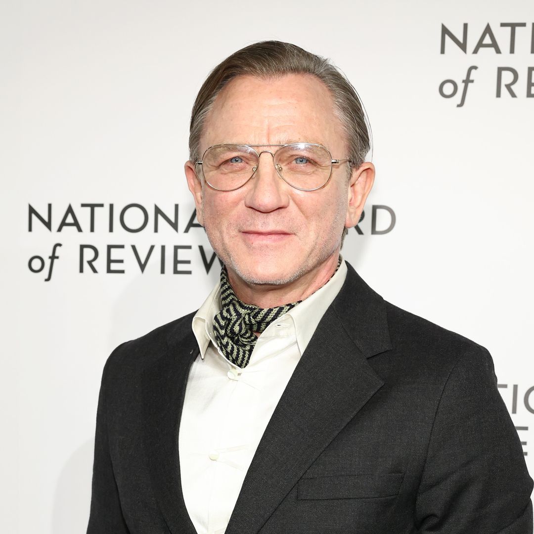 Daniel Craig unveils striking hair transformation at star-studded premiere