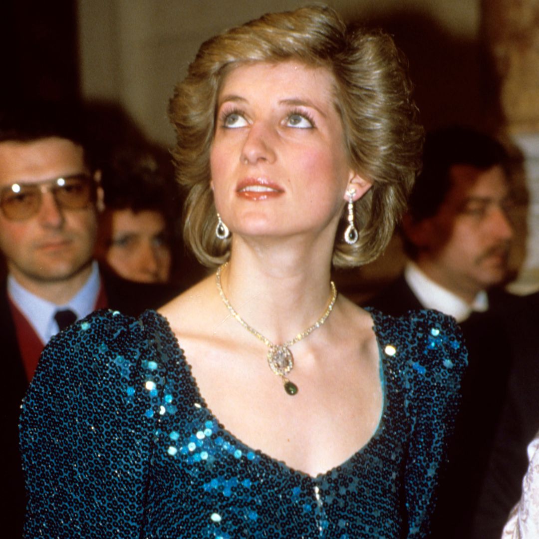 Princess Diana's form-fitting 'mermaid' dress excites fans 37 years on