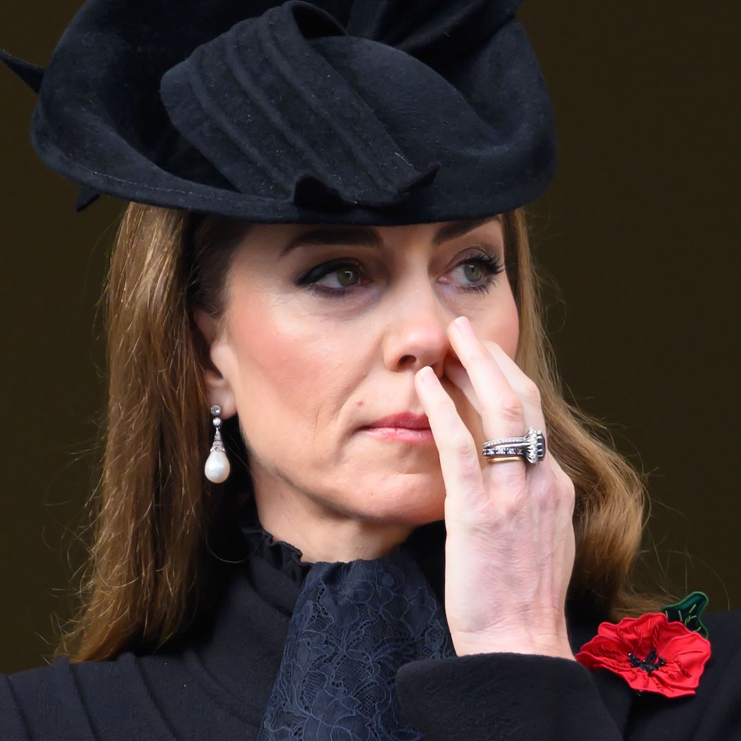Princess Kate's £500 poppy revealed - and it took 12 hours to make