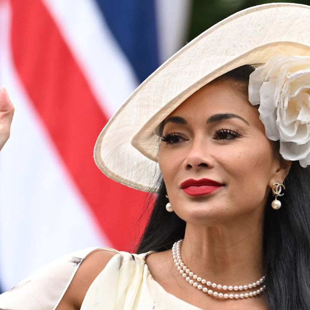 Nicole Scherzinger could pass for royalty in seriously elegant dress