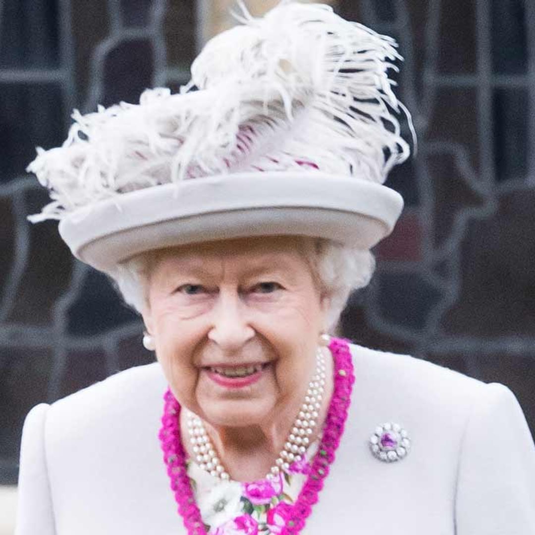 The clever way the Queen stays warm in the freezing winter weather