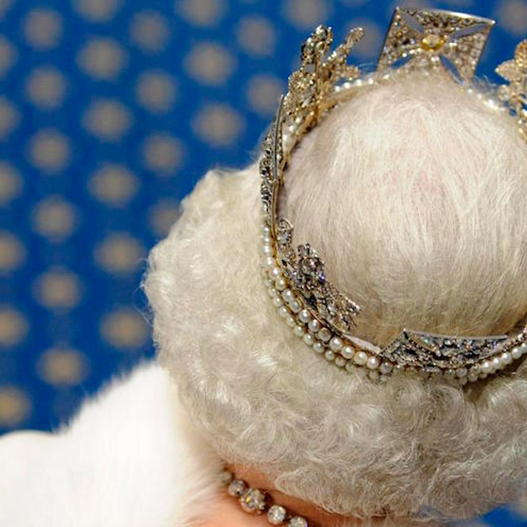 A British tiara with huge royal significance has been stolen - details