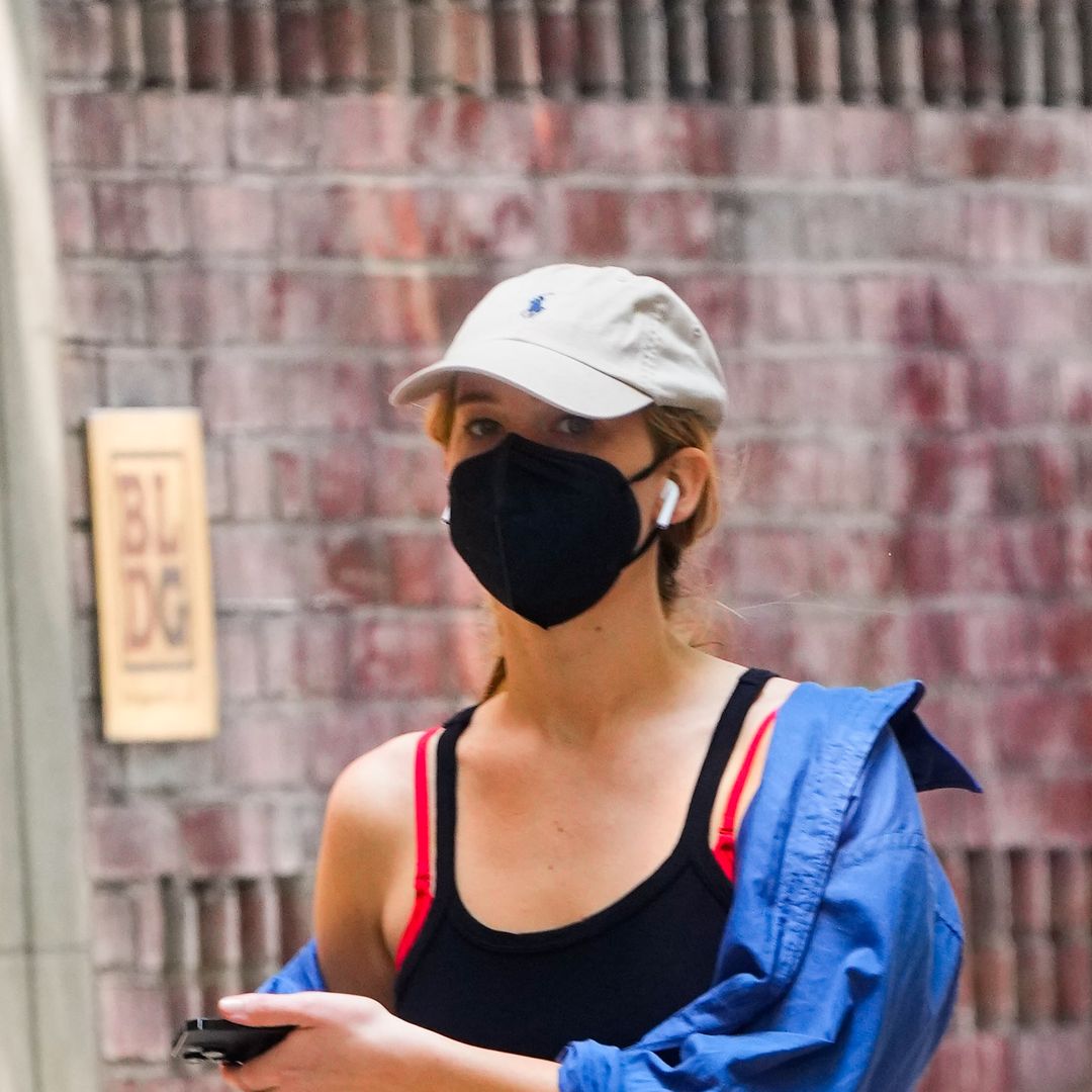 Jennifer Lawrence turns heads in casual chic ensemble as she dons a mask to protect from bad air quality in NYC