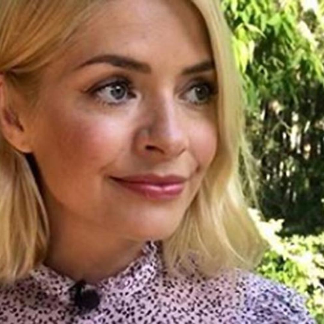 Holly Willoughby just wore the prettiest floral dress ever on I'm a Celeb