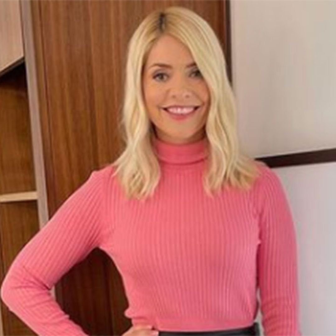 Holly Willoughby's ASOS skirt is a party season masterpiece