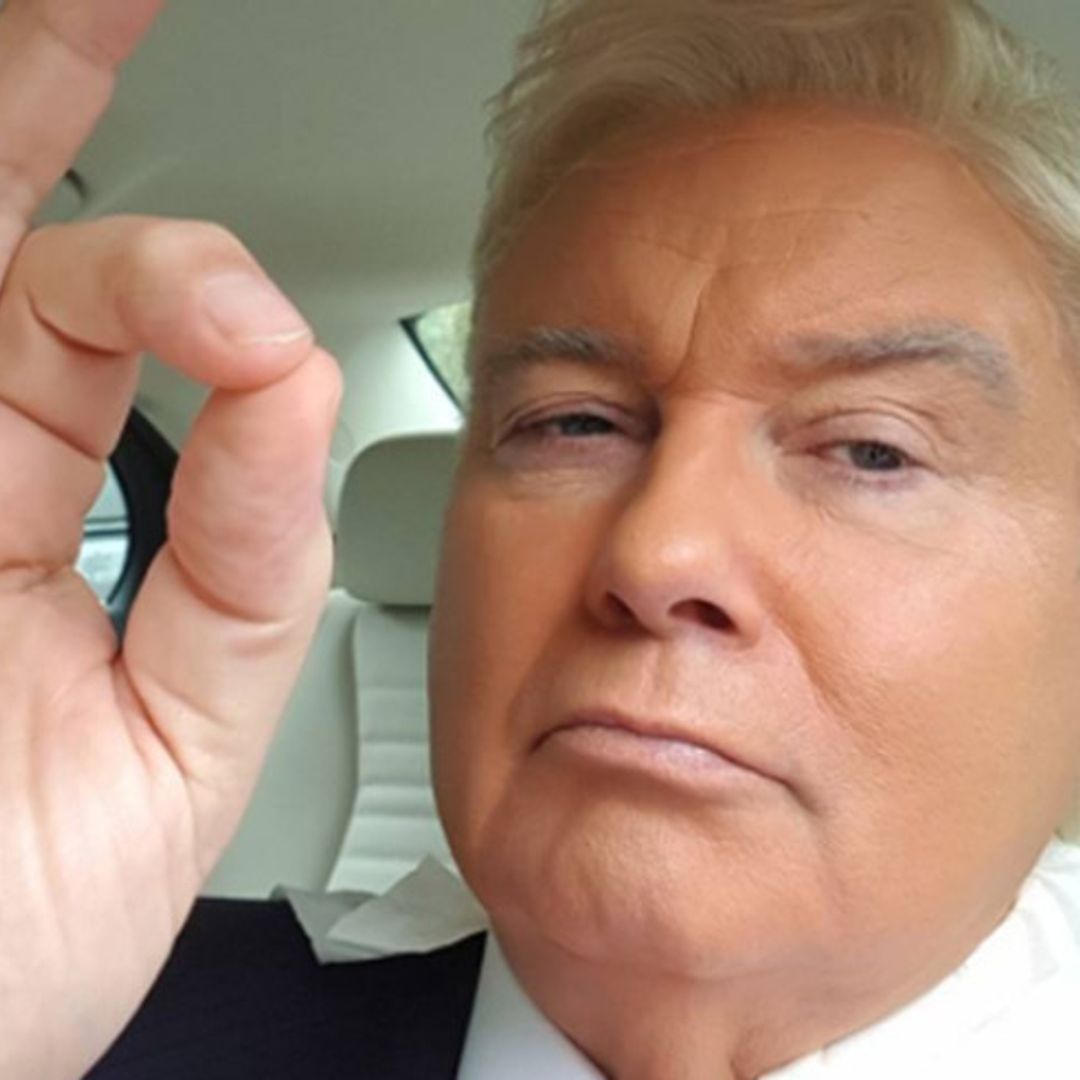 Eamonn Holmes dresses up as Donald Trump - and nails it!