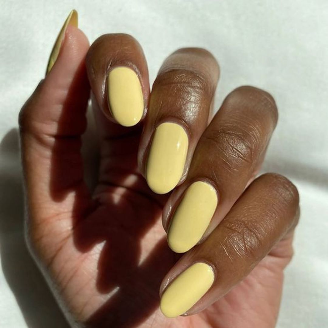 butter yellow nails 