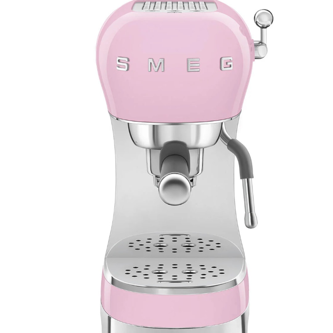 espresso smeg coffee machine product image