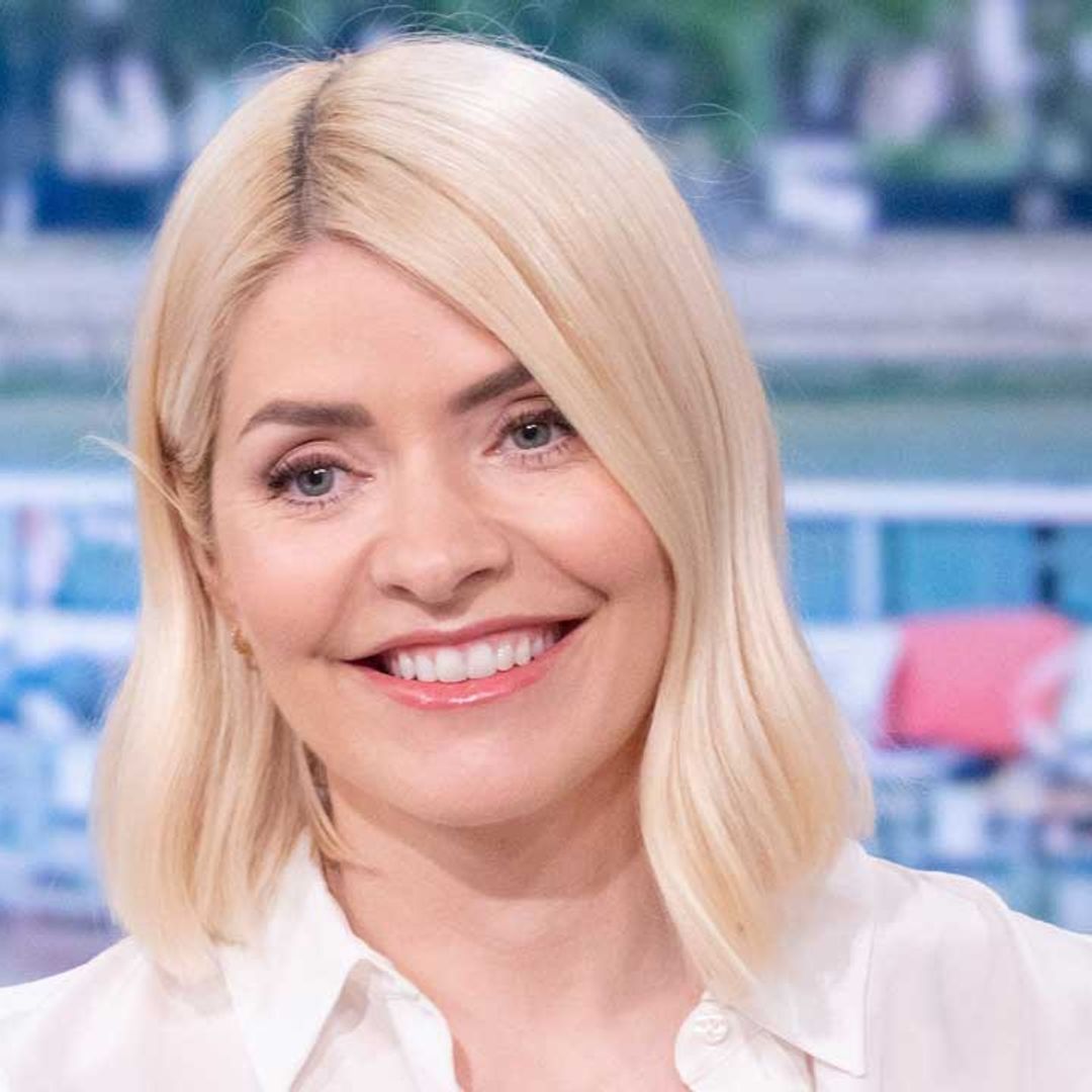Holly Willoughby's thigh-split skirt has the boldest print